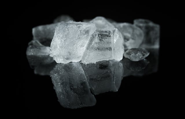 Benarkah Ice Flake Machine Mampu Menghasilkan Es Batu yang Lebih Bersih dan Sehat?
